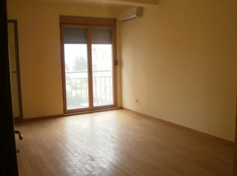 Apartamento 3 habitaciones 70 m² Podgorica, Montenegro