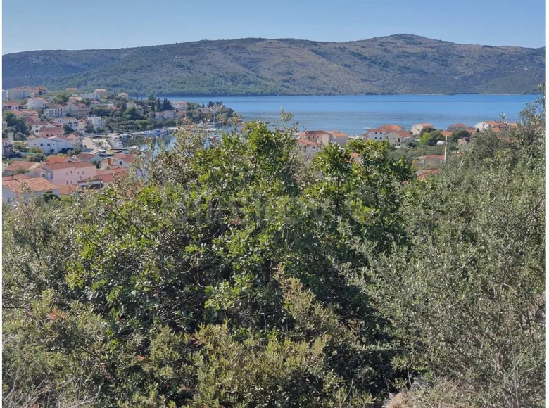 Land 2 003 m² Seget Vranjica, Croatia