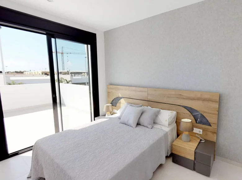 3-Schlafzimmer-Villa 128 m² San Pedro del Pinatar, Spanien