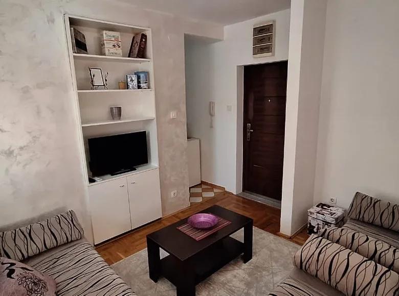 Wohnung 1 Schlafzimmer 40 m² in Podgorica, Montenegro
