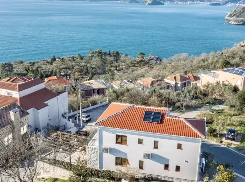 Villa de 5 habitaciones  Rijeka-Rezevici, Montenegro