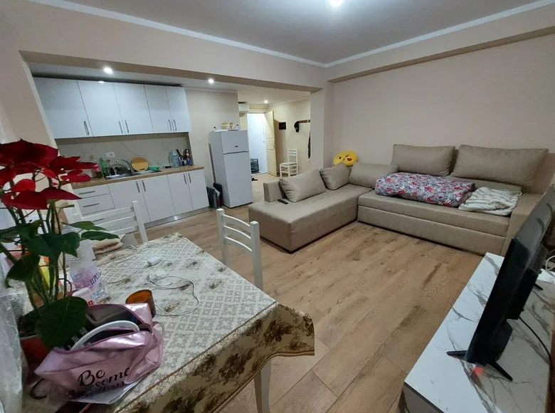 Mieszkanie 2 pokoi 58 m² Wlora, Albania