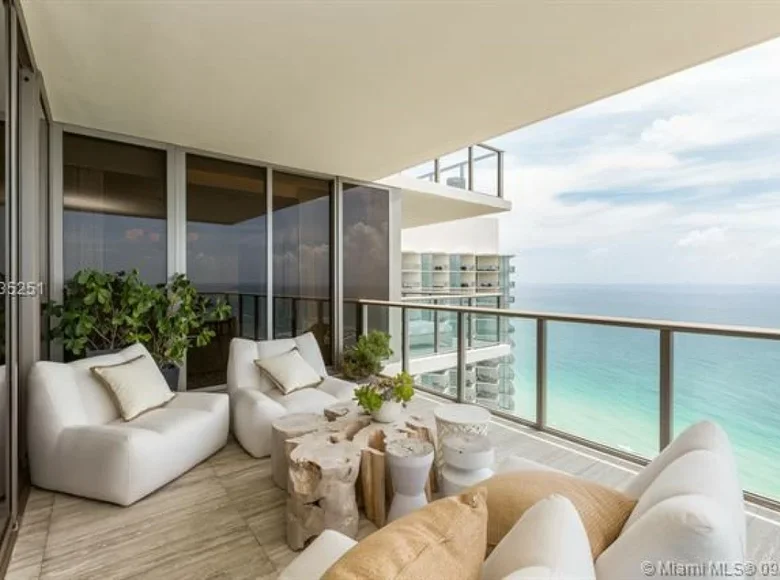 3 bedroom apartment 361 m² Miami, United States