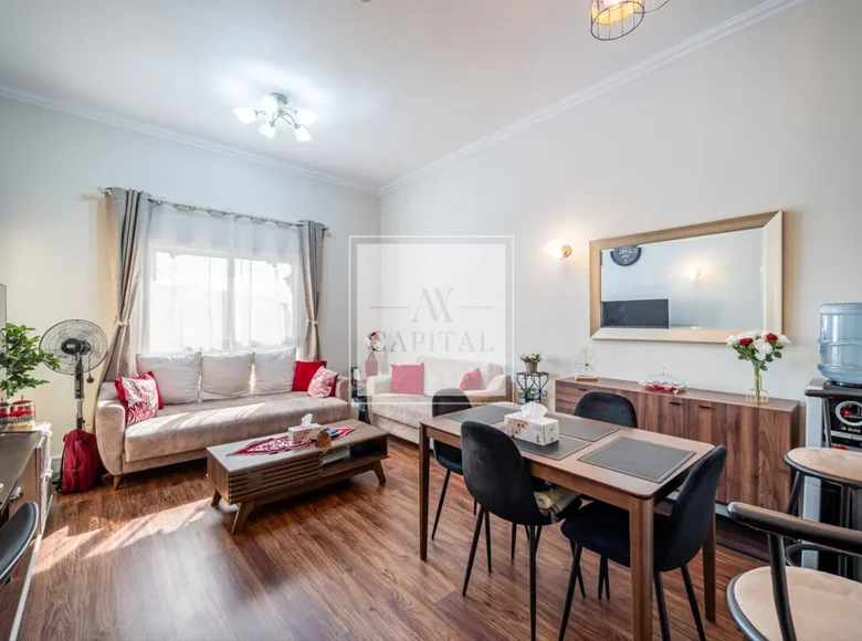 Квартира 1 комната 688 м² Дубай, ОАЭ