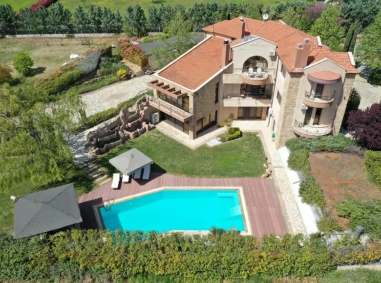 5-Schlafzimmer-Villa 670 m² Nea Michaniona, Griechenland