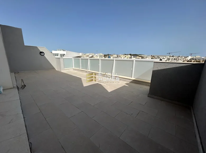 Penthouse  Mosta, Malta