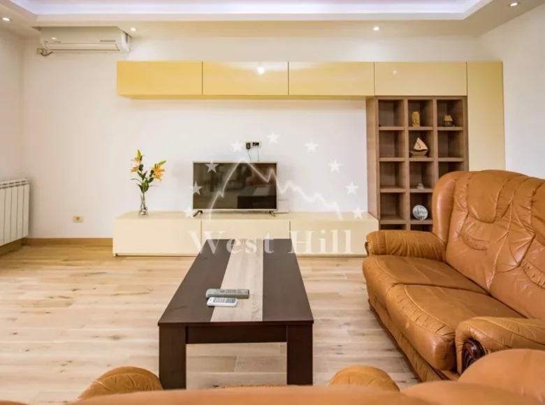 Dom 8 pokojów 475 m² Bar, Czarnogóra
