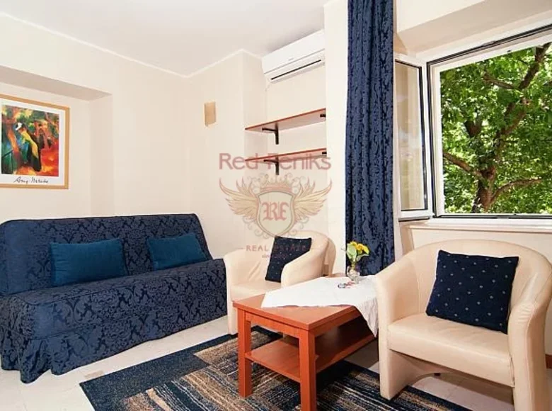 Hotel 280 m² in Budva, Montenegro