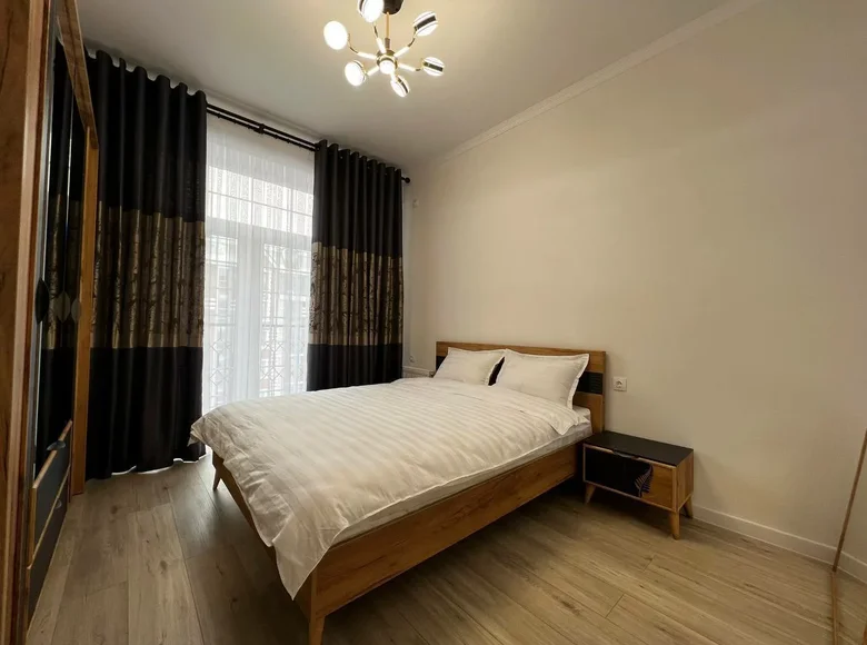 Kvartira 4 xonalar 98 m² Toshkentda