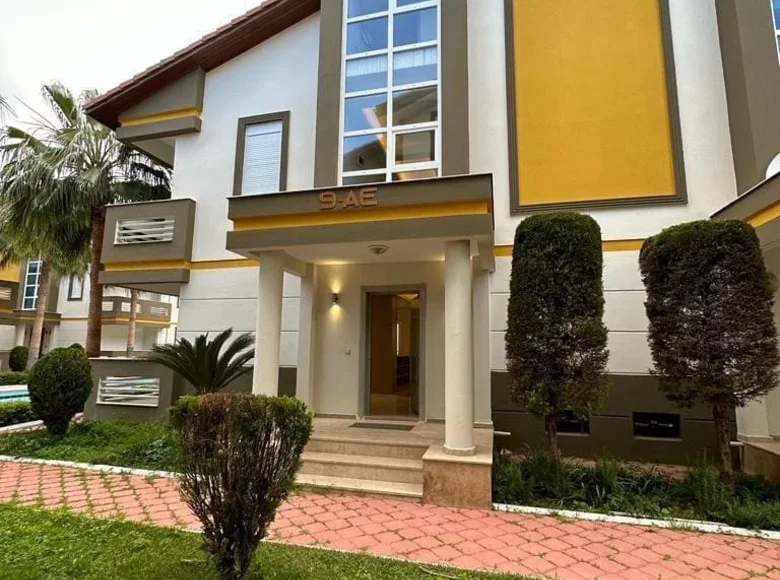 villa de 5 dormitorios 250 m² Serik, Turquía