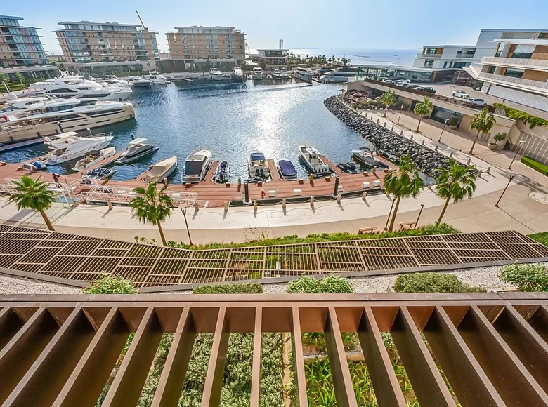 2 bedroom apartment 194 m² Dubai, United Arab Emirates