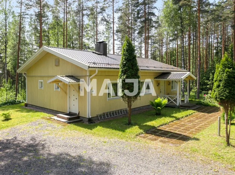 3 bedroom house 126 m² Helsinki sub-region, Finland