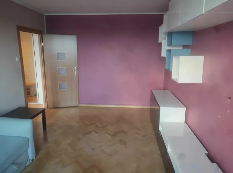 2 room apartment 40 m² in Warsaw, Poland