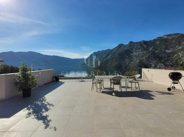 3 bedroom villa 140 m² Risan, Montenegro