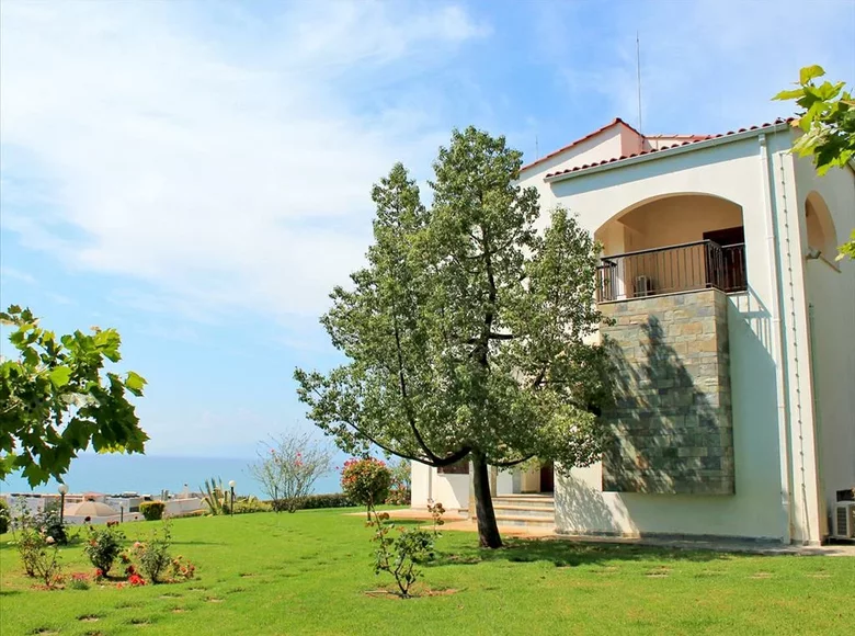 Dom wolnostojący 6 pokojów 297 m² Municipality of Patras, Grecja
