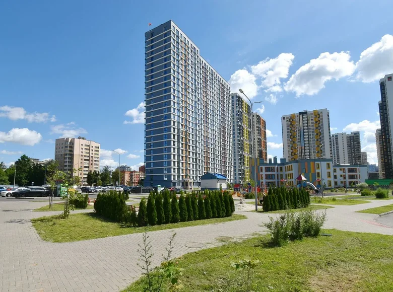 Apartamento 3 habitaciones 77 m² Minsk, Bielorrusia