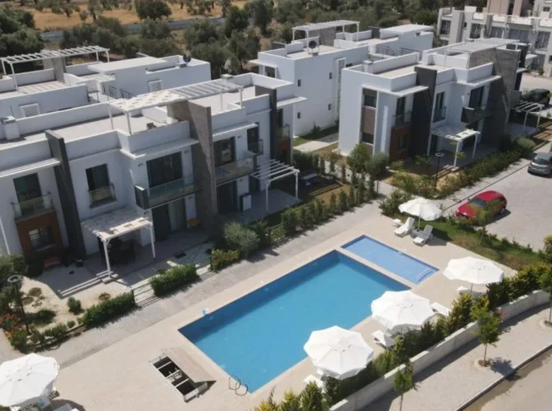 Mieszkanie 2 pokoi 715 m² Kazafani, Cyprus