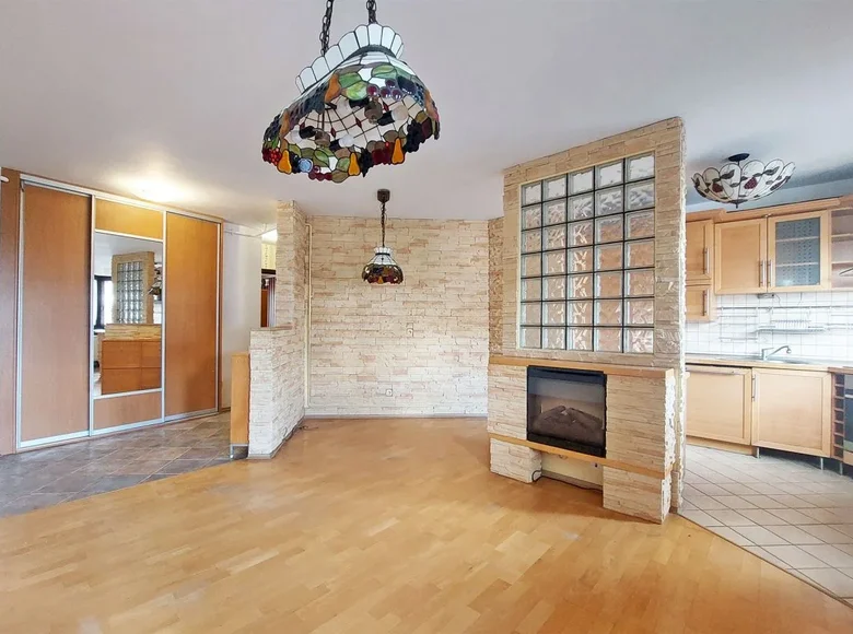 Mieszkanie 5 pokojów 95 m² Piaseczno, Polska