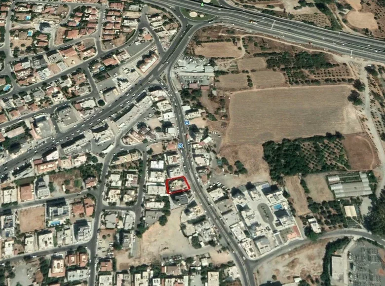 Atterrir  Limassol, Bases souveraines britanniques