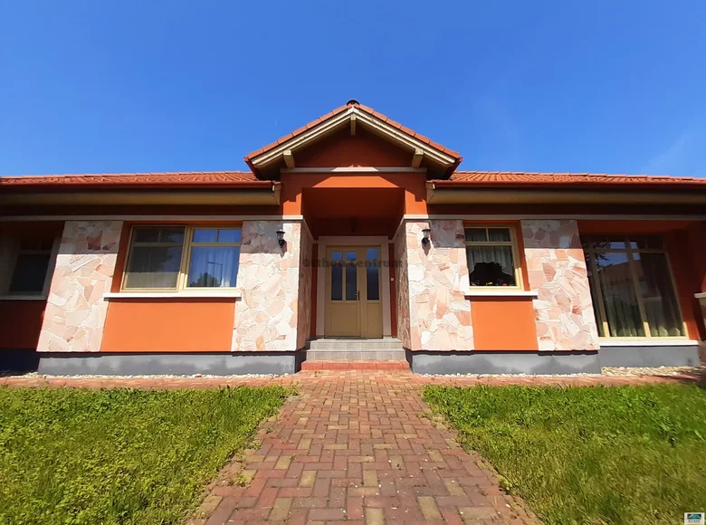 4 room house 130 m² Mosonmagyarovar, Hungary