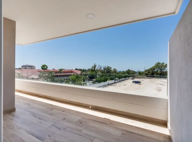 Apartamento 4 habitaciones  San Pedro Alcantara, Španjolska