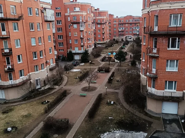 2 room apartment 82 m² Saint Petersburg, Russia