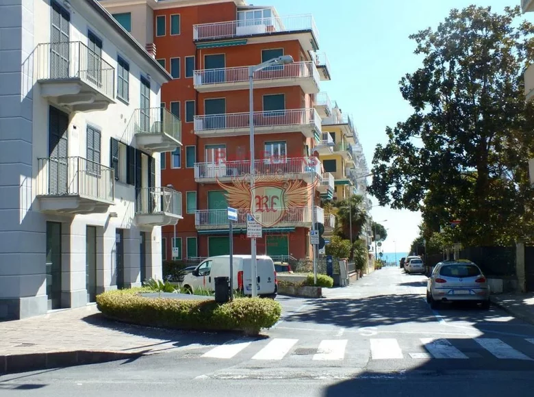 Mieszkanie 3 pokoi 60 m² San Bartolomeo al Mare, Włochy