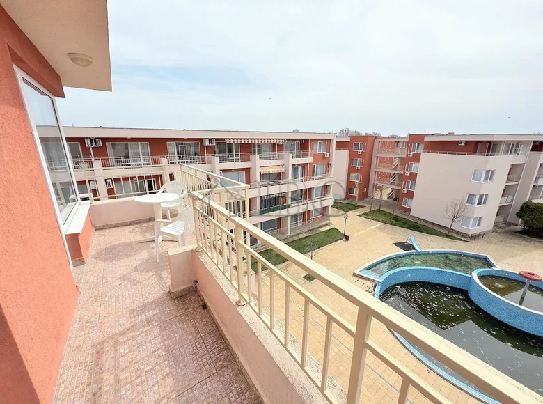 Квартира 2 комнаты 65 м² Несебр, Болгария
