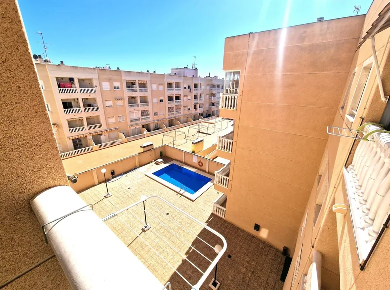 Mieszkanie 1 pokój 46 m² Torrevieja, Hiszpania
