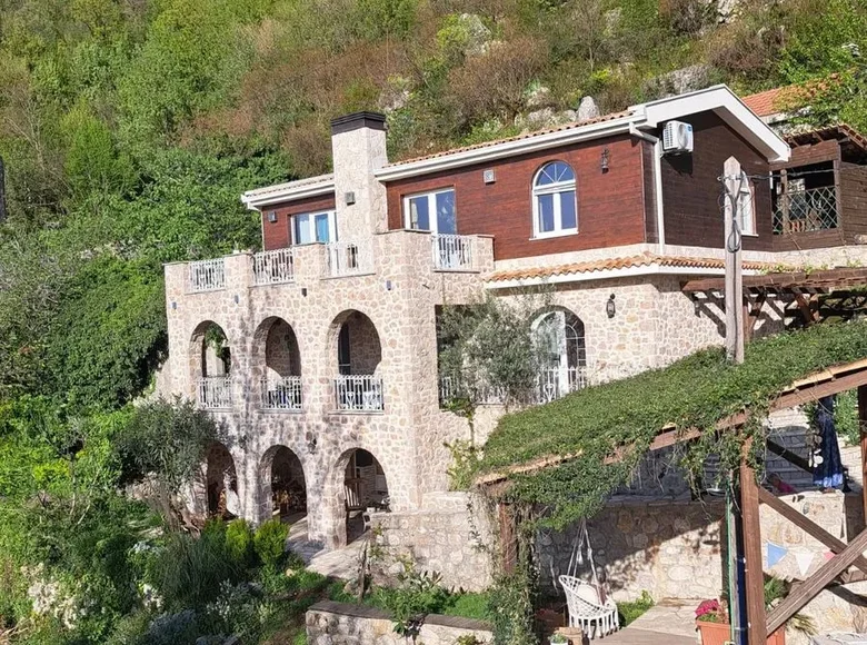 Casa 3 habitaciones  Virpazar, Montenegro