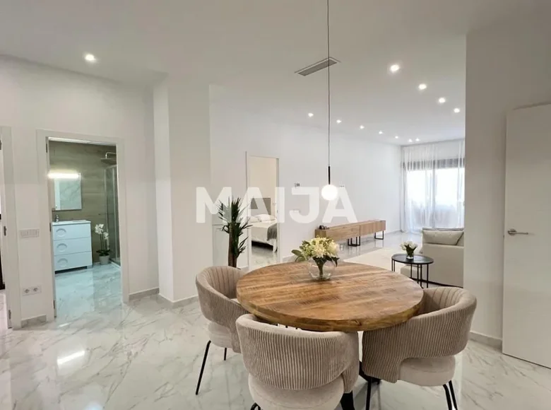 2 bedroom apartment 102 m² Torrevieja, Spain