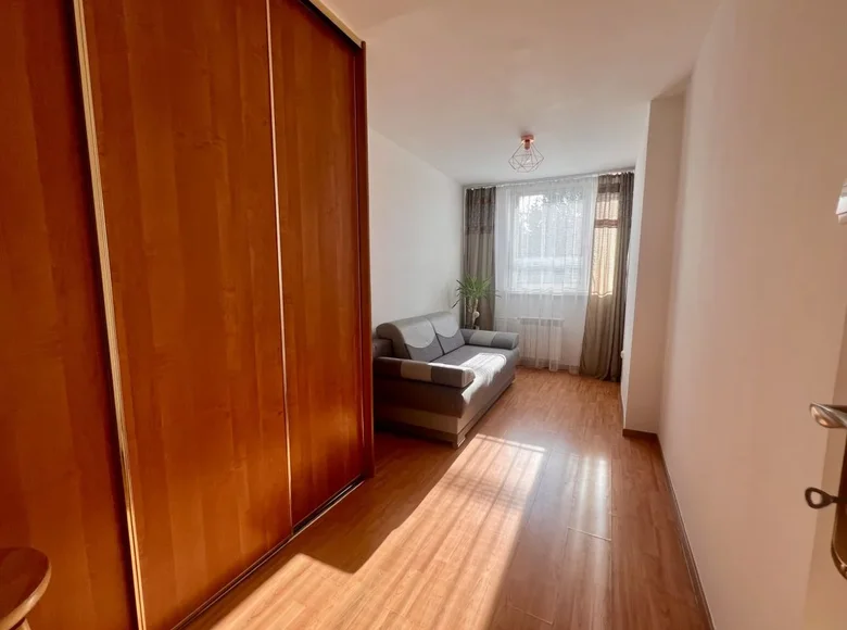 2 room apartment 37 m² in Warsaw, Poland
