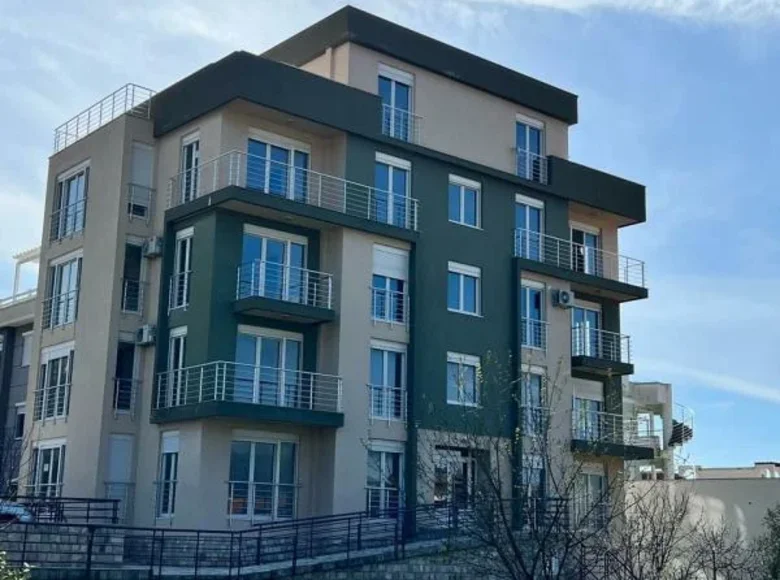 1 bedroom apartment 41 m² Pecurice, Montenegro