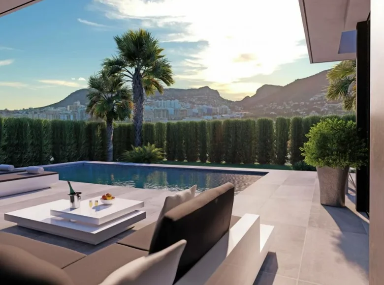 Villa de 4 dormitorios 430 m² Calpe, España