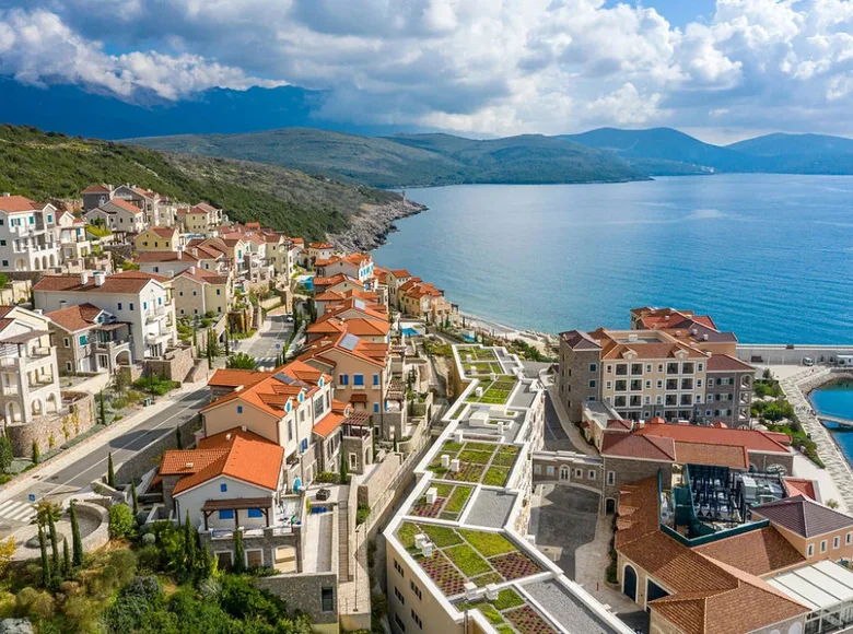 Apartamento 3 habitaciones 143 m² Radovici, Montenegro