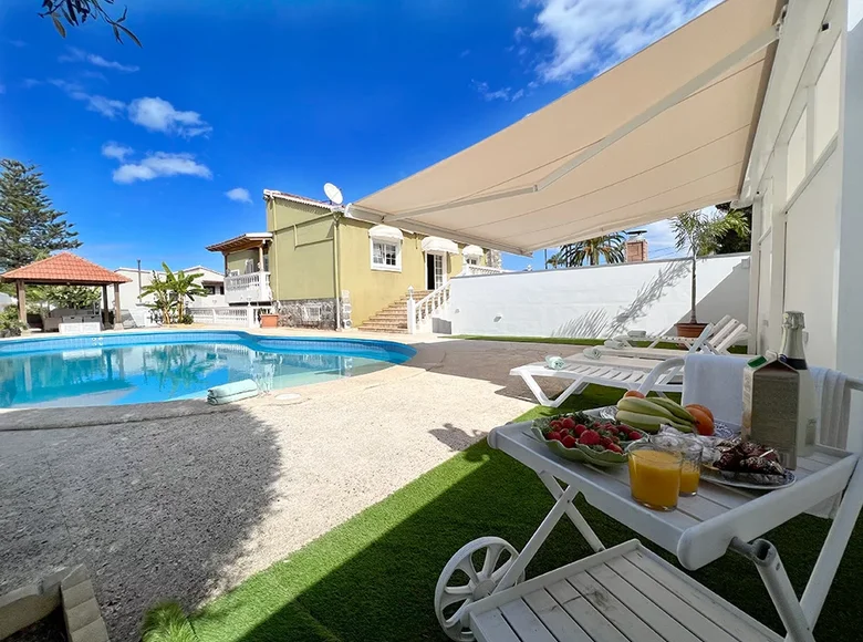 villa de 3 chambres 480 m² Puerto de la Cruz, Espagne