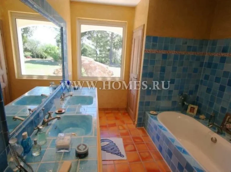 4 bedroom house 600 m² Cannes, France