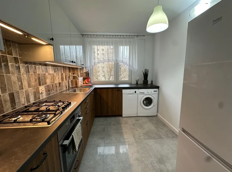 2 room apartment 50 m² in Warsaw, Poland