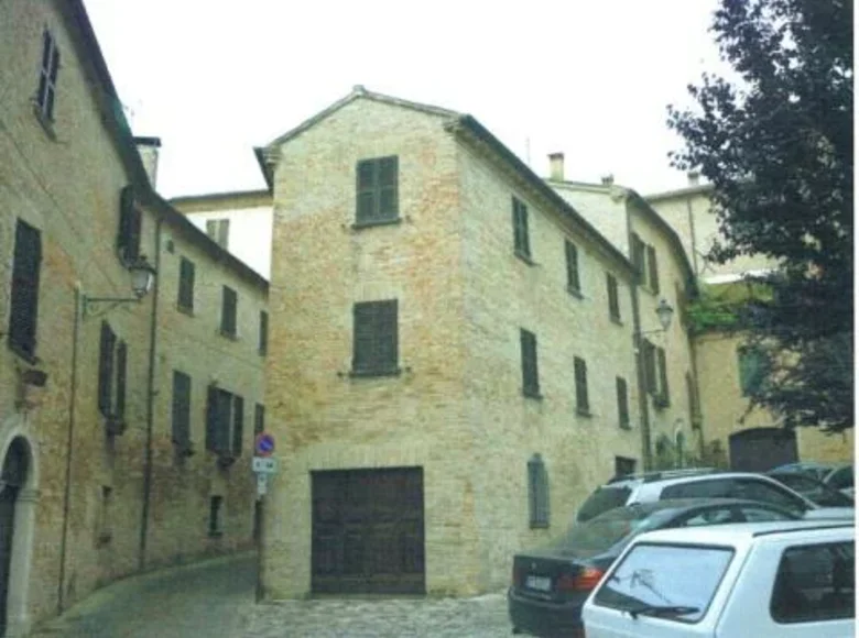 House 15 rooms 360 m² Mondavio, Italy