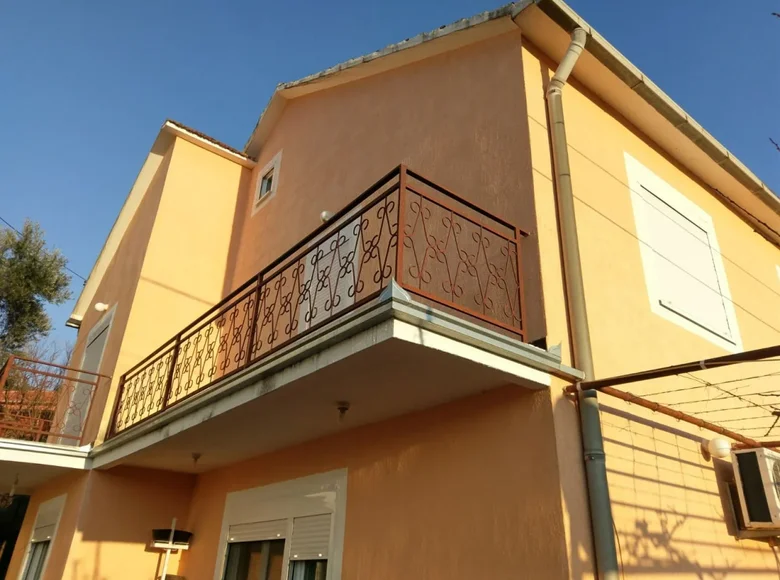 Casa 6 habitaciones 164 m² Bar, Montenegro