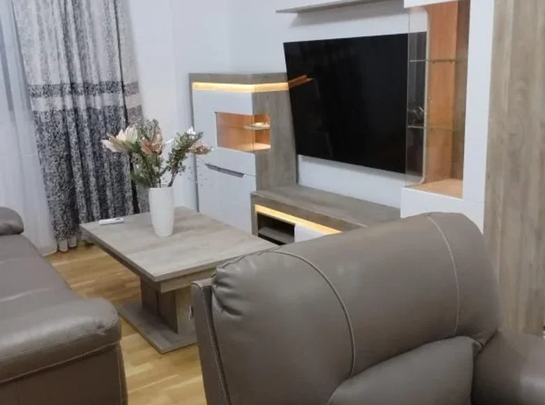 2 bedroom apartment 90 m² Budva, Montenegro