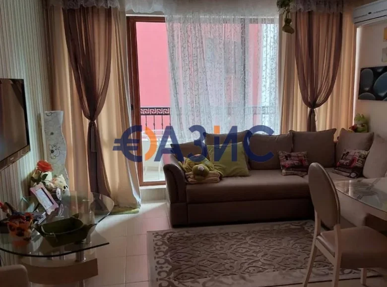 Квартира 3 комнаты 98 м² Несебр, Болгария