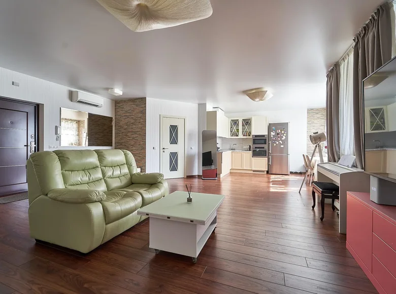 Appartement 1 chambre 63 m² Minsk, Bélarus