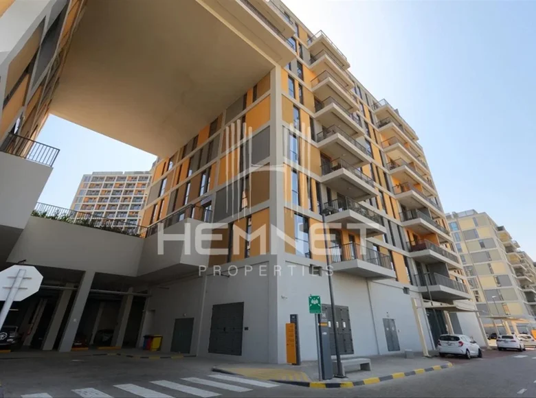 Mieszkanie 2 pokoi 1 083 m² Dubaj, Emiraty Arabskie