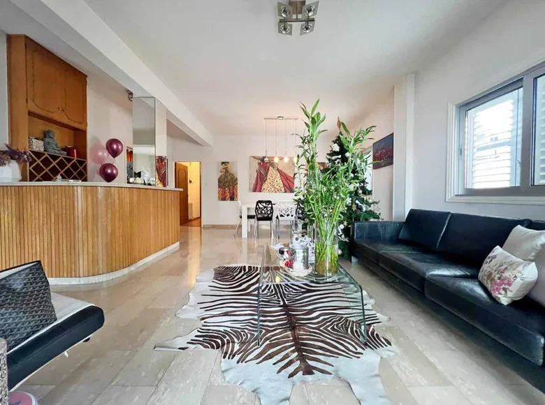 4 bedroom apartment 185 m² Nicosia, Cyprus