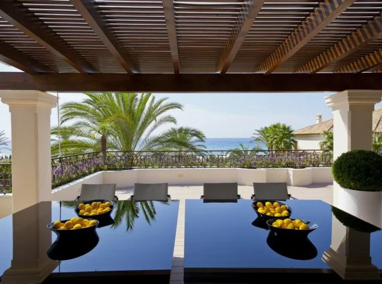 Haus 5 Zimmer 504 m² Marbella, Spanien