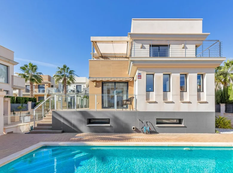5-Schlafzimmer-Villa 296 m² Orihuela, Spanien