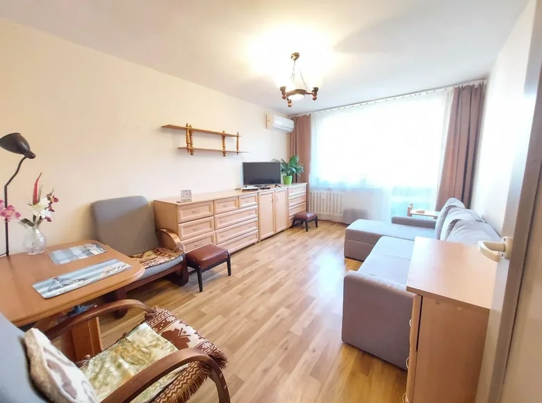 2 room apartment 38 m² Warsaw, Poland