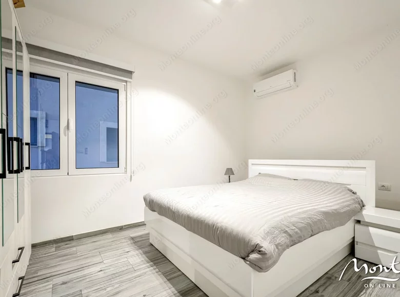 Apartamento 2 habitaciones 55 m² Tivat, Montenegro