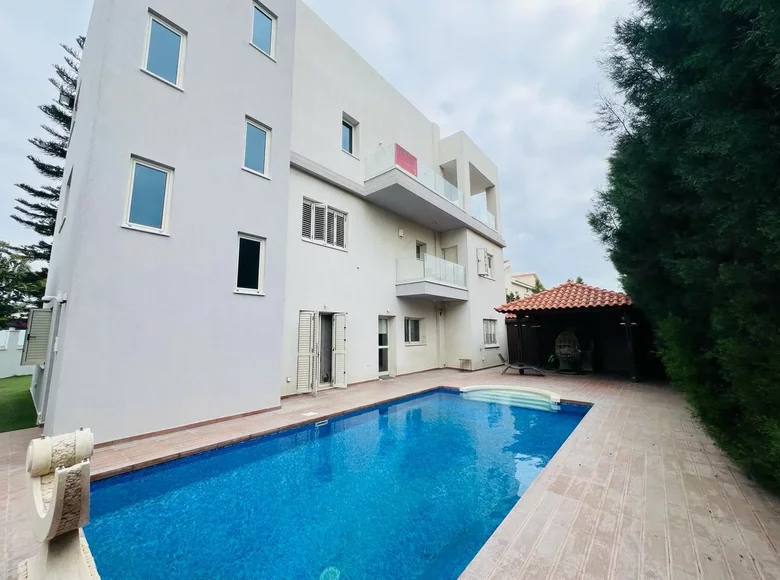 Casa 8 habitaciones  Municipio de Agios Athanasios, Chipre